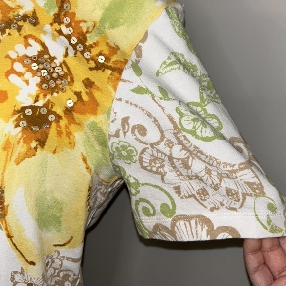 Alfred Dunner Summer Floral Top Size Small - Picture 2 of 5